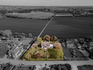 Photo 11- click for photo gallery